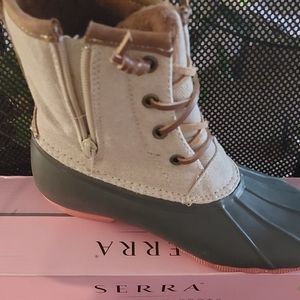 Woman's Thinsulated Boots Sierra Beige/Army Green